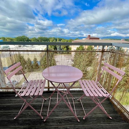 Cozy Apartment - Citycentre - Freeparking - Selfcheck-In Liptovský Mikuláš Dış mekan fotoğraf