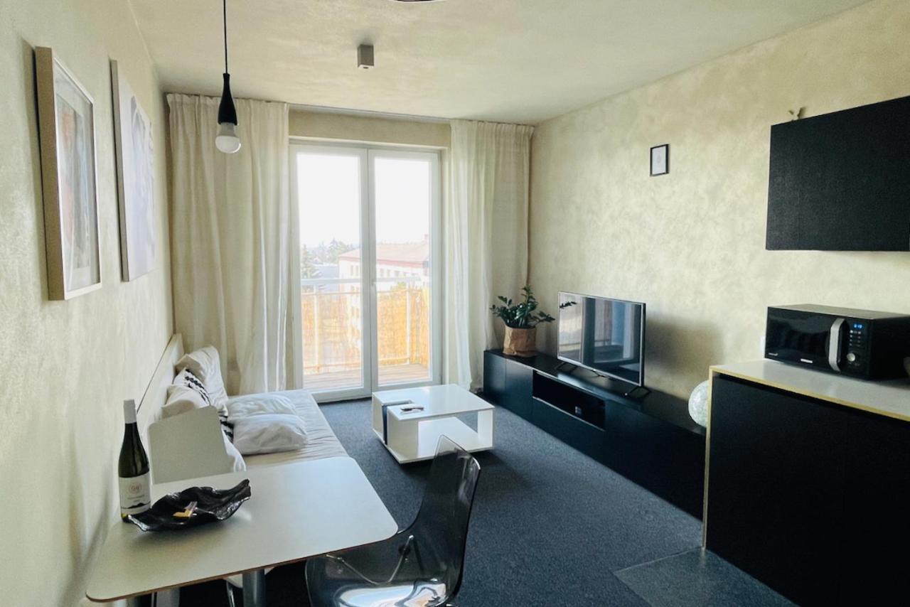 Cozy Apartment - Citycentre - Freeparking - Selfcheck-In Liptovský Mikuláš Dış mekan fotoğraf